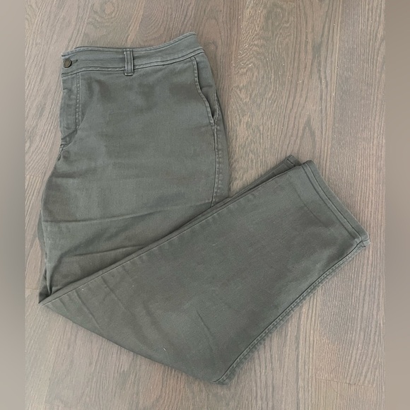 Market and Spruce Olive Chino Pants Size 18W - good used condition - Picture 2 of 6